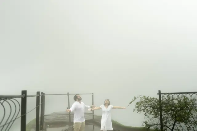 Matheran pre wedding photograph 4